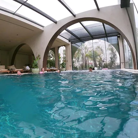 Flower Roof Private Terrace 아파트 *