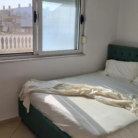 Floor In Albania With Private Rooftop Sleeps 8 To 10 * Голем