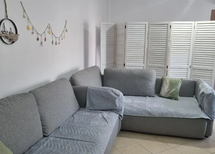 Apartment Flower Roof Private Terrace Golem (Tirana)