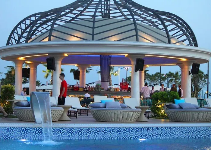 Apartment Flower Roof Private Terrace Golem (Tirana)